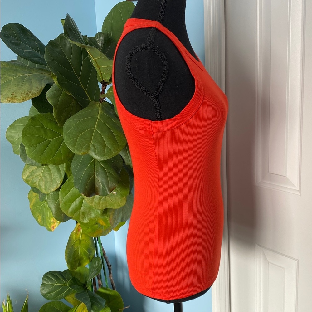 Easy Standard Small Red Orange Ribbed Tank Top - Picture 4 of 6